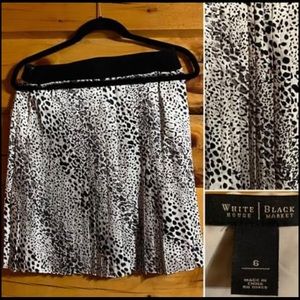 White House Black Market - Printed Skirt - Size 6